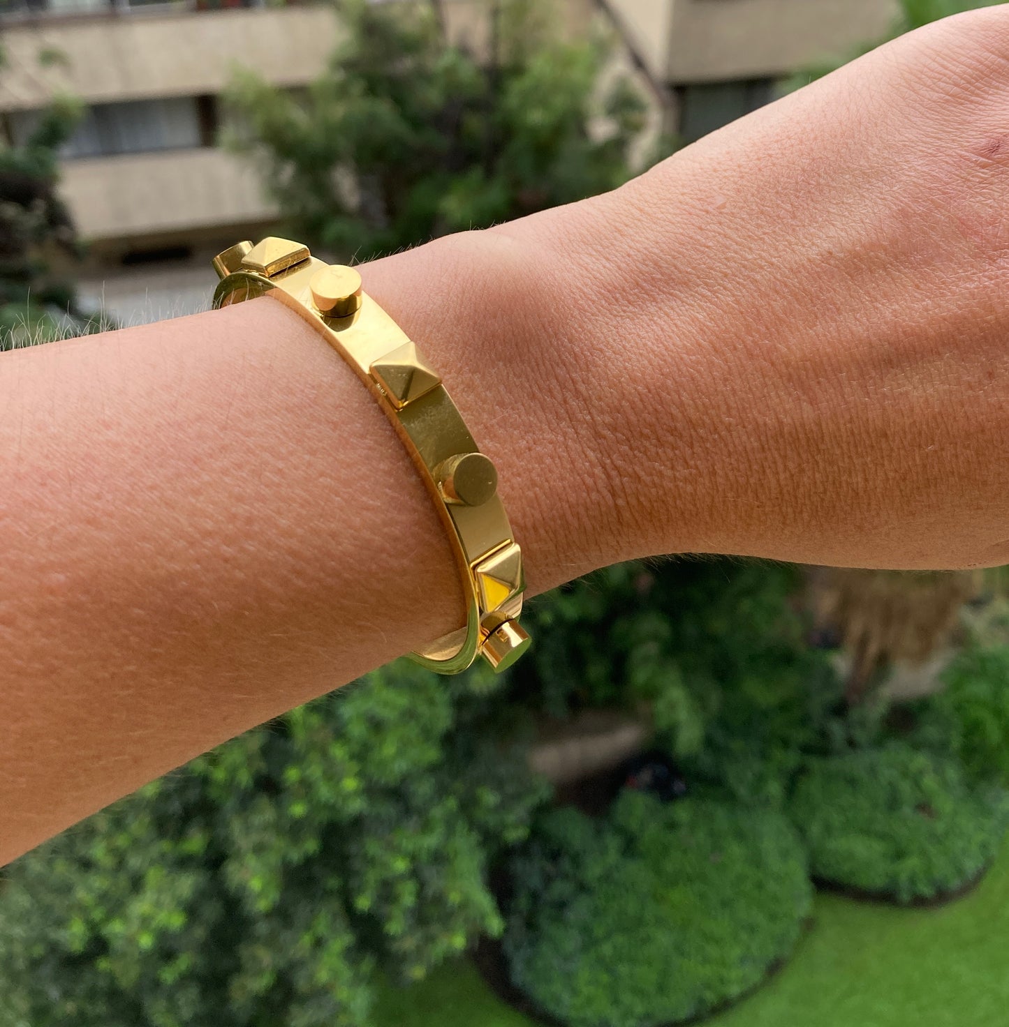 Brazalete Mediano Dorado